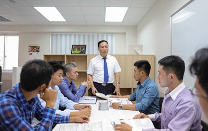 GS.TSKH Nguyễn Đình Đức: Người con miền đất học Lai Xá