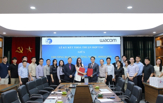 Lễ ký kết hợp tác giữa Trường Đại học Công nghệ và Công ty TNHH Wacom Singapore trong lĩnh vực thiết kế, mỹ thuật số