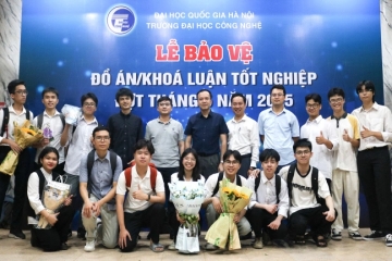 19 sinh viên ngành Trí tuệ nhân tạo tốt nghiệp sớm một năm